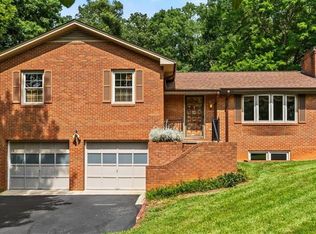 1864 Gum Tree Rd, Asheboro, NC 27205