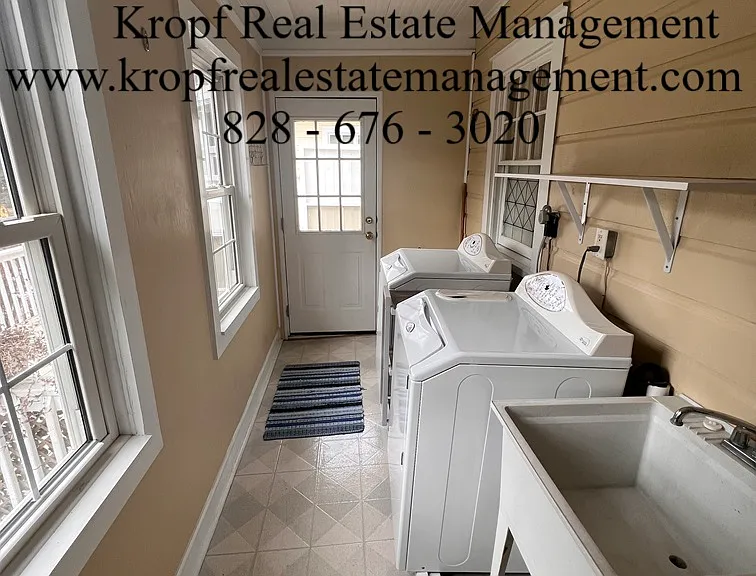 138 Murdock Ave — Photo 30