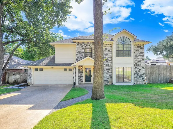 4507 Amesbury Cir, Grapevine, TX 76051
