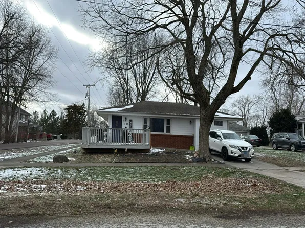 407 S Isham St, Waynesville, IL 61778