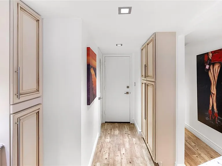 1750 Benjamin Franklin Dr #6G — Photo 37