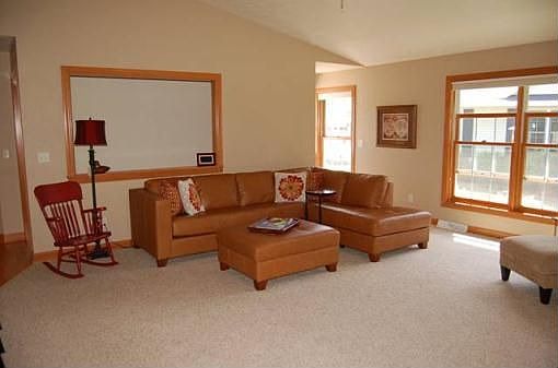 5th image of 221 Vista Ct