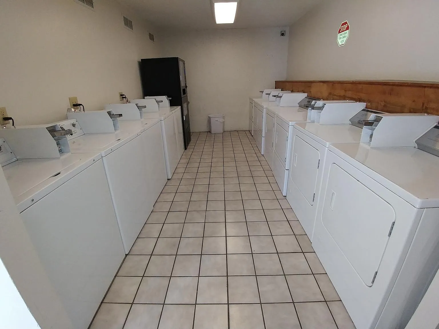 Capitol Court Apartments — Photo 3