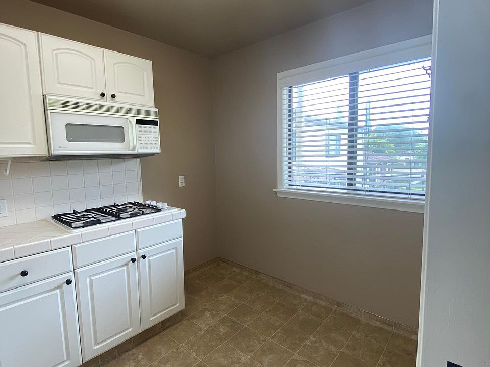 1st image of 21 Bonita St APT 5B