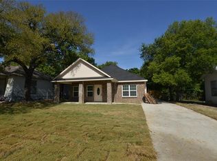 110 S Aiken St, Waxahachie, TX 75165