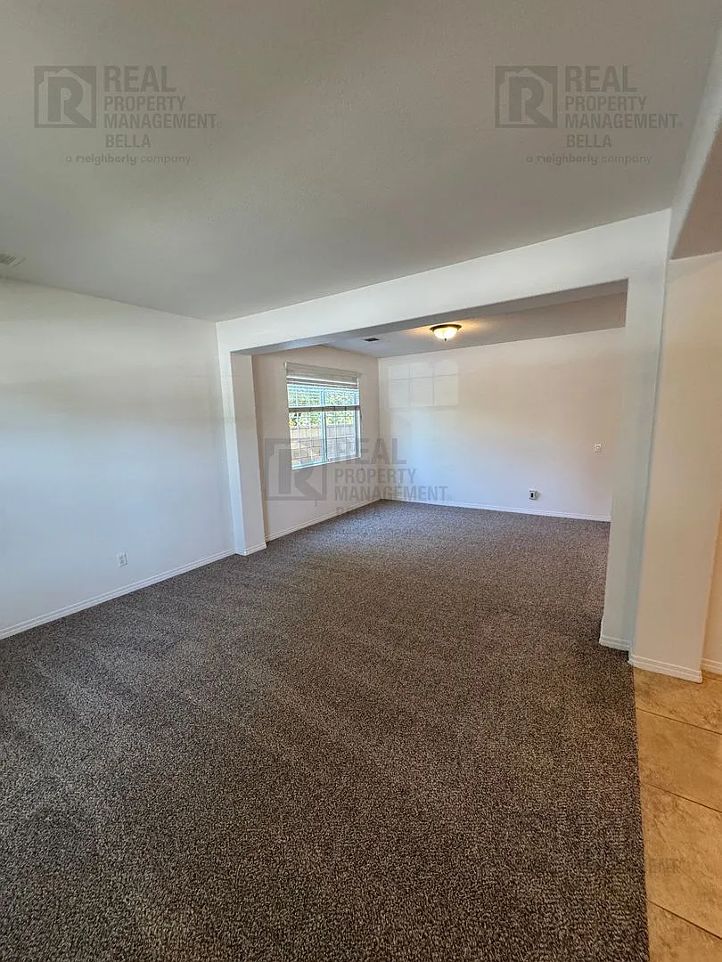 Huge Kitchen, Downstairs Bedroom, and More in This Winchester 4-Bedroom Gem — Photo 4