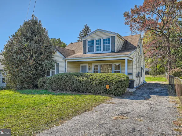 7608 Oakleigh Rd, Parkville, MD 21234