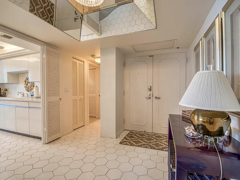 5540 N Ocean Dr #7A — Photo 24
