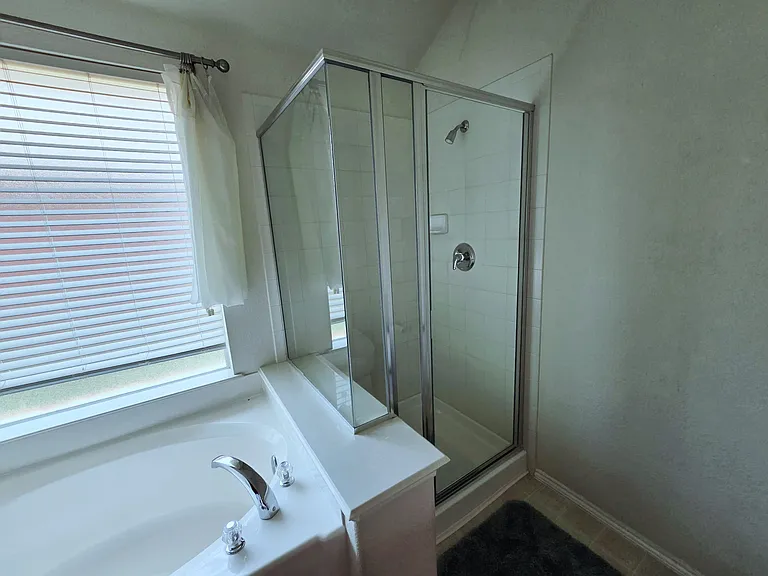 1005 Salt Creek Trl — Photo 20