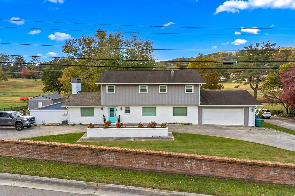 1st image of 1033 Walters Dr