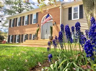 1888 Cold Creek Ct, Vienna, VA 22182