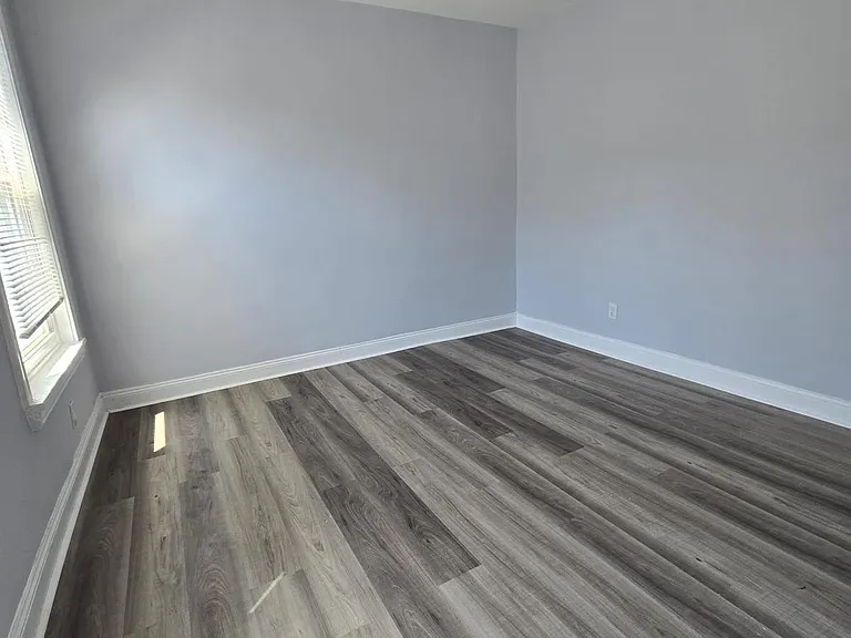5441 Wakefield St — Photo 12