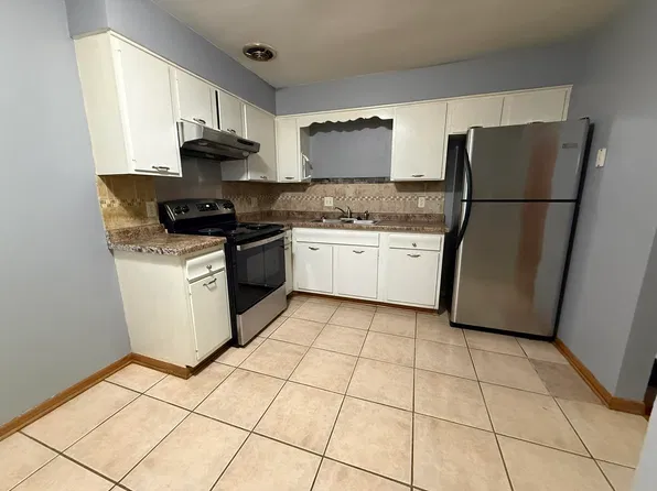 2341 Carling Dr Unit 2, Madison, WI 53711