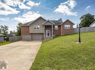 18989 Ladera Rd, Waynesville, MO 65583