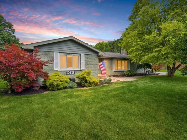 10817 E Rosewood Cir, Fort Wayne, IN 46845