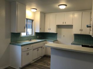 11707 York Ave APT E, Hawthorne, CA 90250