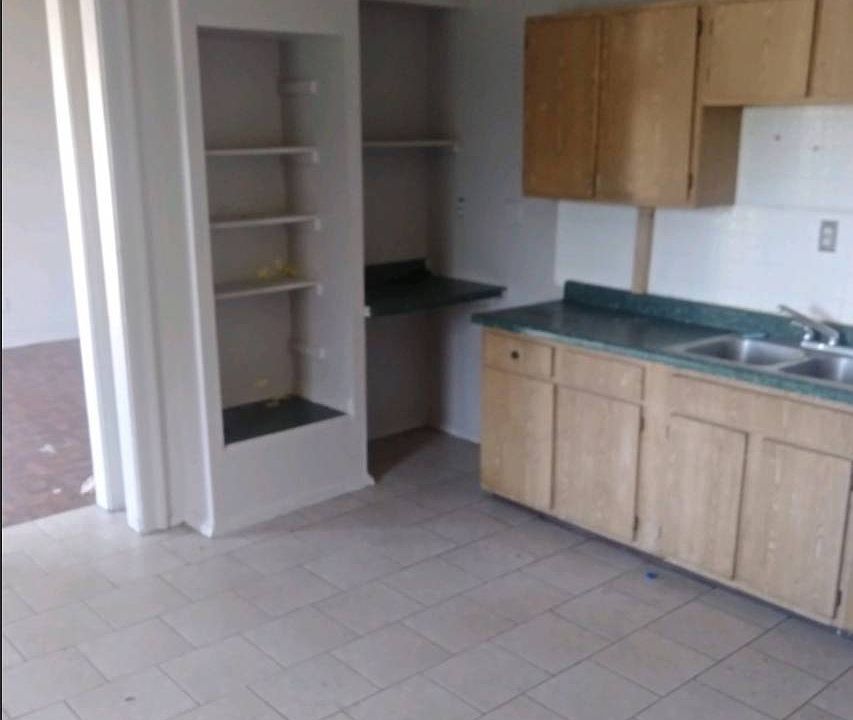 2nd image of 741 & 747 Joseph Ave