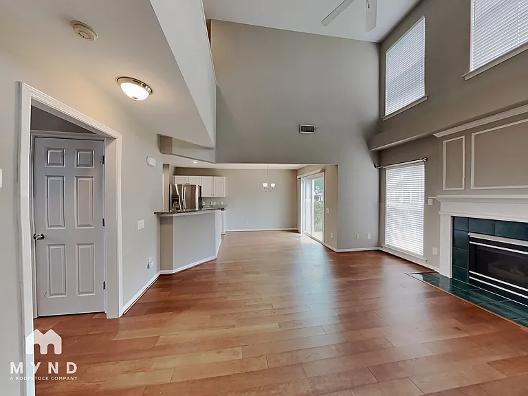 9738 Woodend Ct — Photo 4