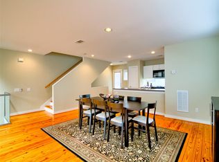 823 Robin St, Houston, TX 77019