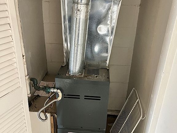 5th image of 760 Illges Rd