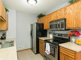 3678 Conroy Ct, Inver Grove Heights, MN 55076