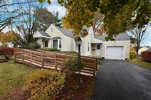 14 Kennebec St, Worcester, MA 01606 | Zillow