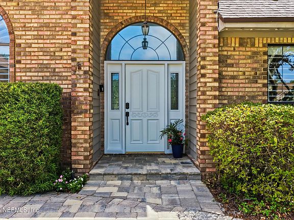 4th image of 1817 SPICEBERRY Circle E