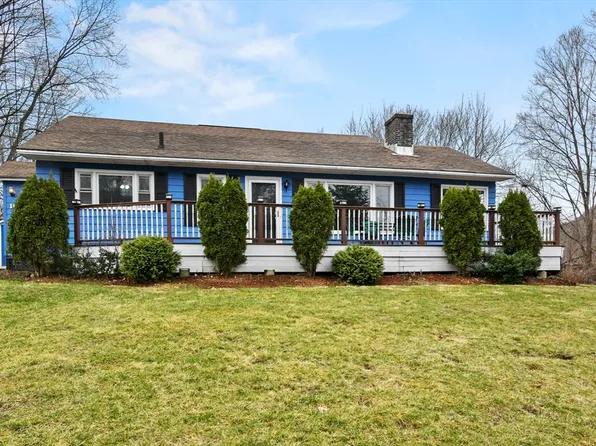 10 Davenport St, North Adams, MA 01247