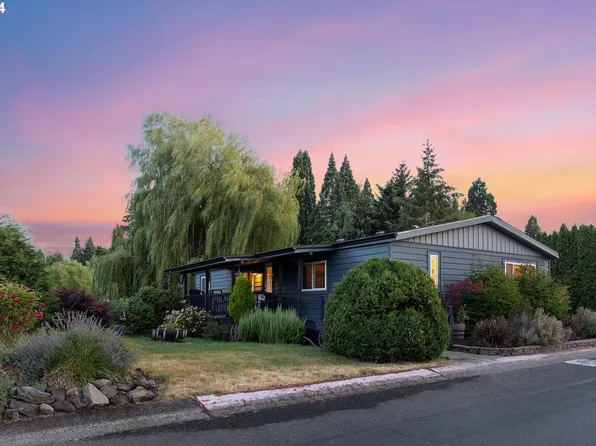 8300 NE Quatama St #65, Beaverton, OR 97006