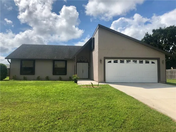 626 SW Sandbar Ter, Port Saint Lucie, FL 34953