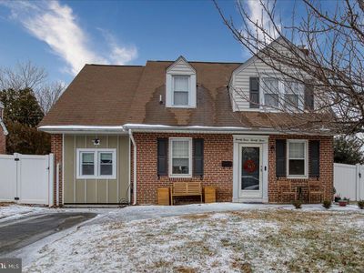 2323 S Gilinger Rd, Lafayette Hill, PA, 19444