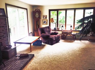 1320 Texter Mountain Rd, Reinholds, PA 17569