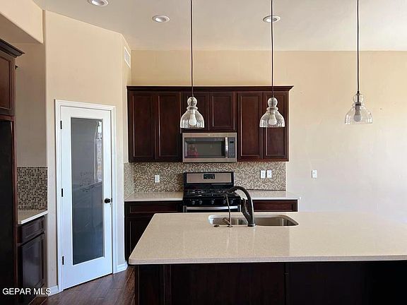 4th image of 5804 Aberdeen Ct