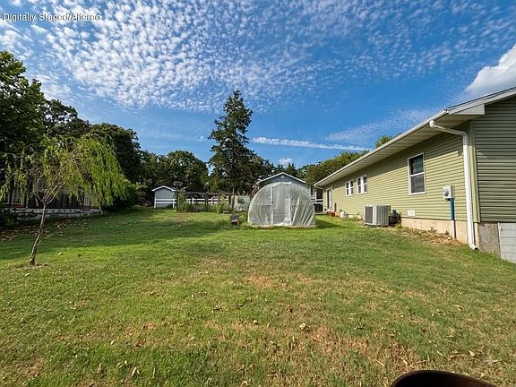 4th image of 280 Auburn Road