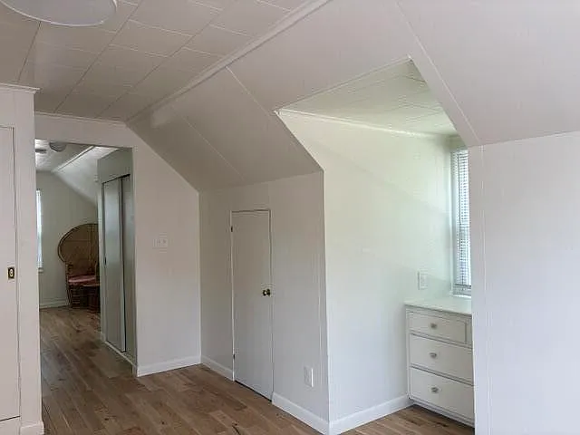 715 Linda Vista St — Photo 15