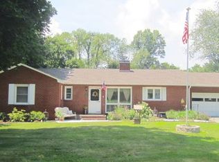 201 Plains Rd, Walden, NY 12586