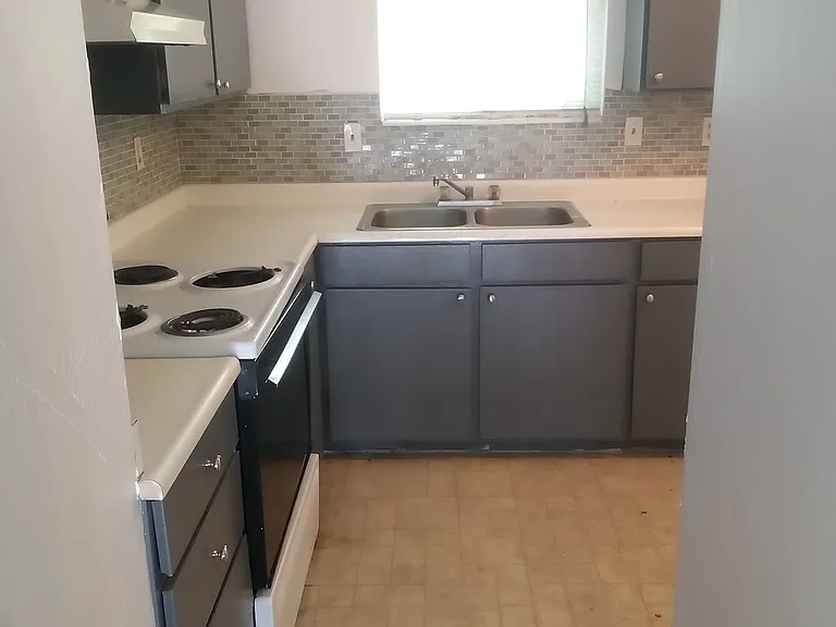 3494 Westlake Cir S — Photo 3