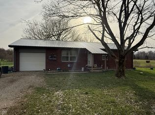 5470 N Base Rd, North Vernon, IN 47265