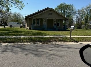 233 E Detroit St, Broken Arrow, OK 74012