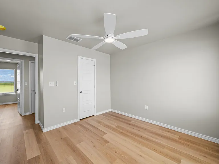 11409 N Cres #2800-B — Photo 23