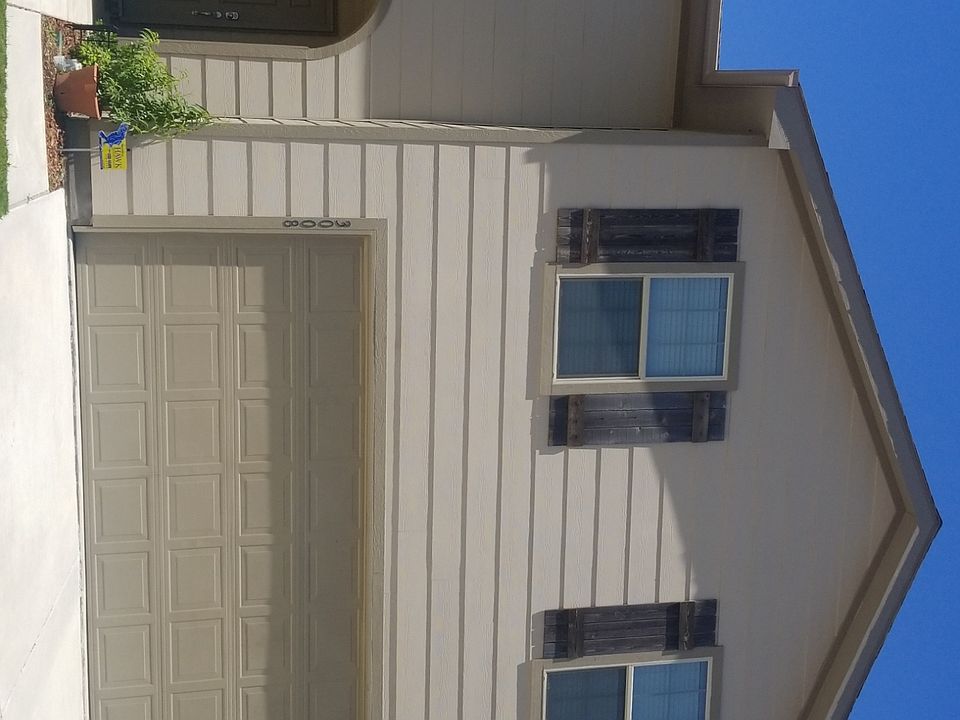 2nd image of 3008 Nara Vista Trl