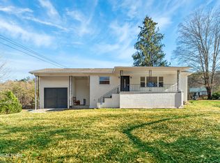 3466 Lake City Hwy, Rocky Top, TN 37769