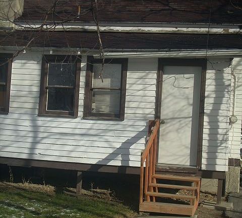 5th image of 616 N 30th St