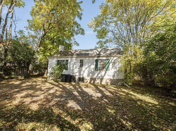 515 E Sharon Rd, Cincinnati, OH 45246