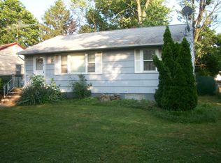 26 Ray St, Somerset, NJ 08873
