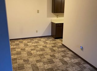 22 Southwinds Cir APT 9, Washington, MO 63090