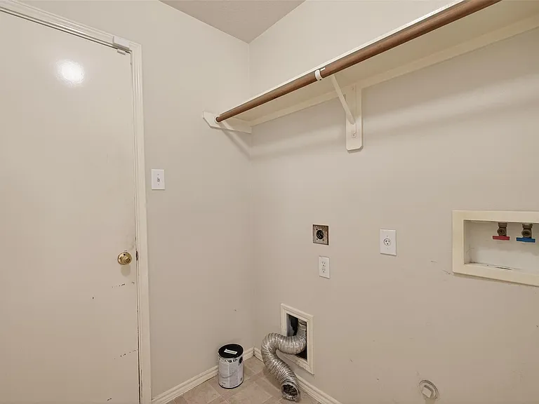 19119 Yaupon Ranch Dr — Photo 23