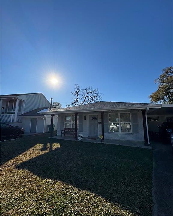 1st image of 23 Fairlane Dr