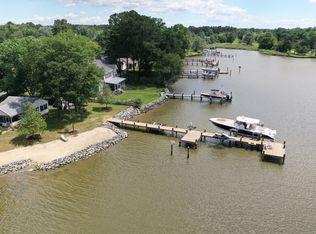 215 Parks Rd, Chester, MD 21619