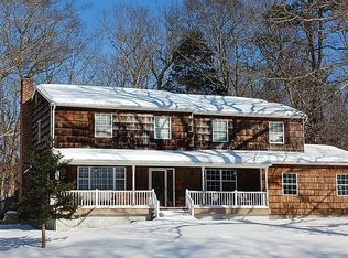 3 Ryan Ct, Ridge, NY 11961